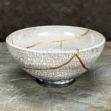 Load image into Gallery viewer, &quot;Melting Snow&quot; Kintsugi Bowl
